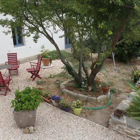L'agapanthe فندق مبيت وإفطار