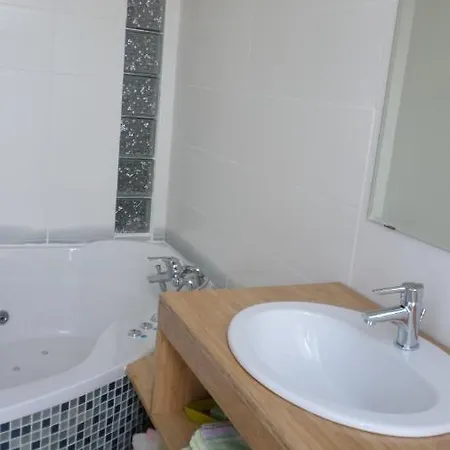 L'agapanthe Bed & Breakfast